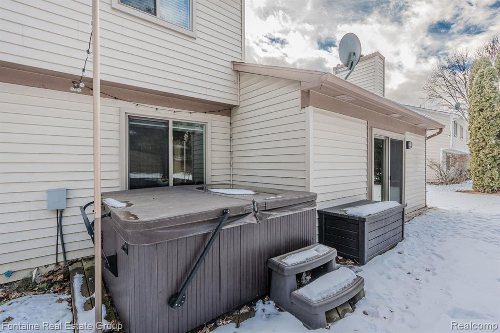 8742 WILLIAMSPORT Drive, White Lake, MI — Photo 50