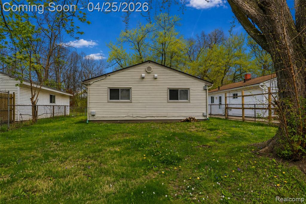 9263 Sylvia Street, Taylor, MI 48180 — Photo 25