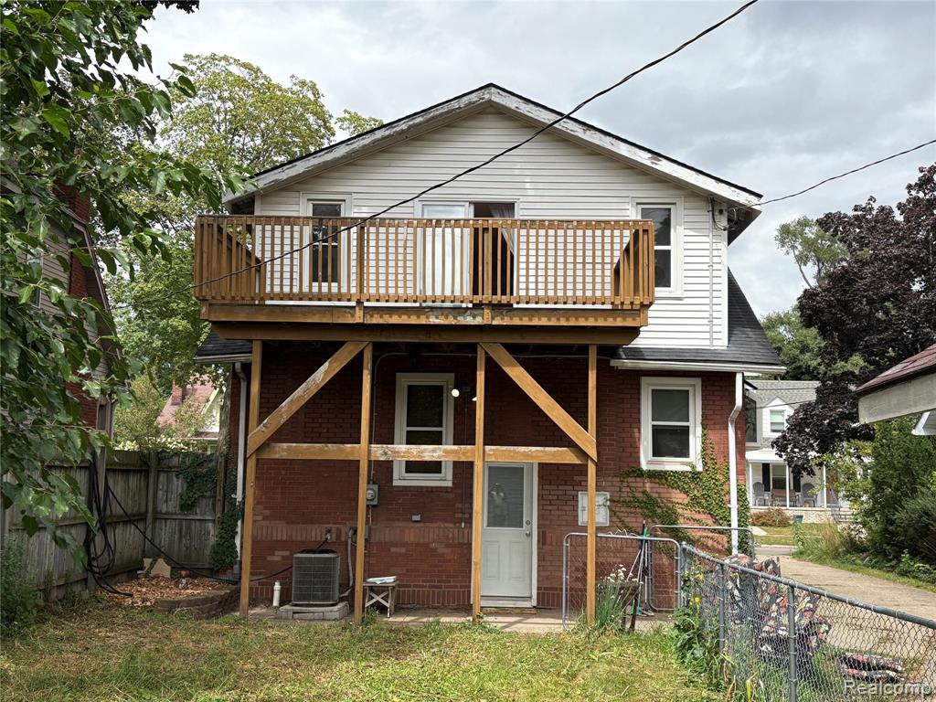 487 W Troy Street, Fenton, MI 48220 — Photo 25
