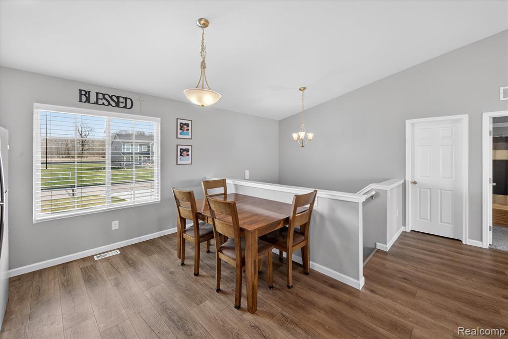 7154 Timberline Drive, Flint, MI 48507 — Photo 12