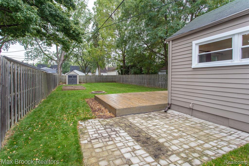 506 AMELIA Avenue, Royal Oak, MI 48073 — Photo 36