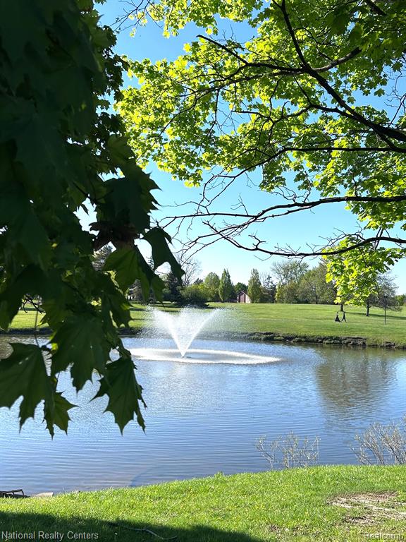 1840 BRENTWOOD Drive, Troy, MI 48098 — Photo 19