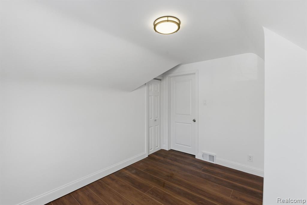 16022 Stephens Drive, Eastpointe, MI 48021 — Photo 19