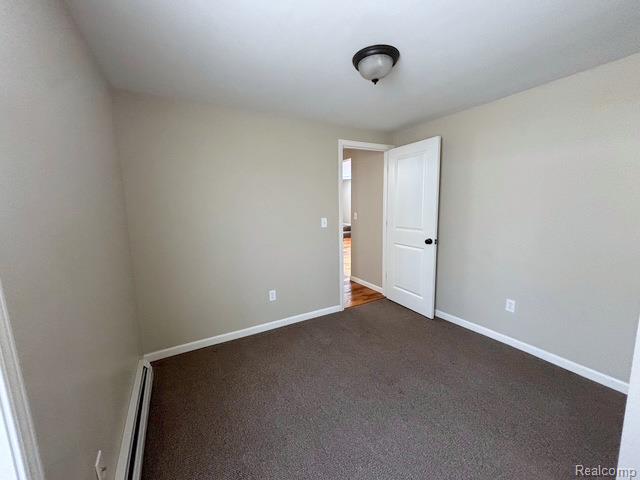 4675 Lakeborn Drive, White Lake, MI 48383 — Photo 8