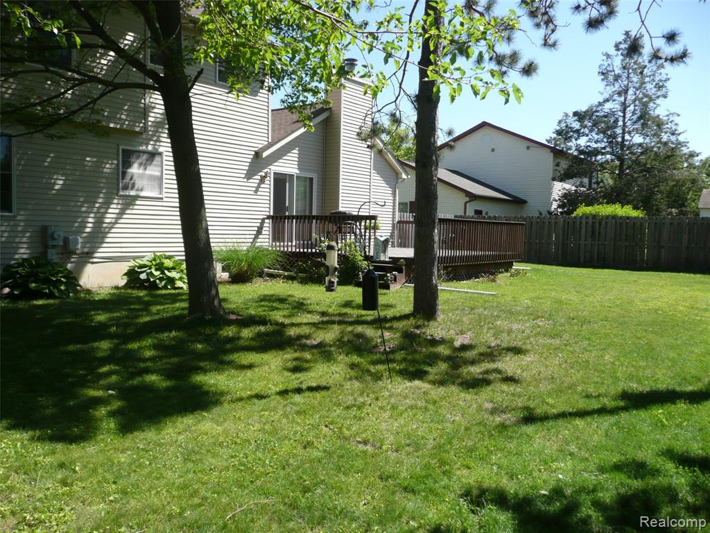 2388 Ava, Howell, MI 48843 — Photo 4