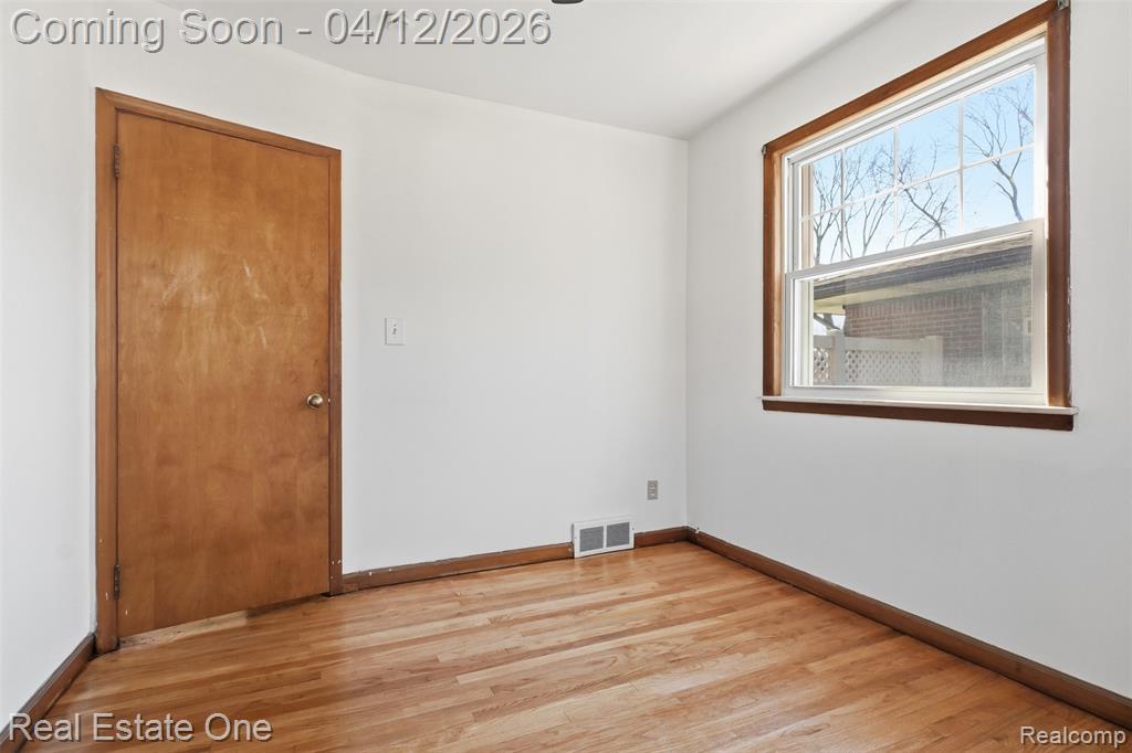 5908 Pine Street, Taylor, MI 48180 — Photo 22