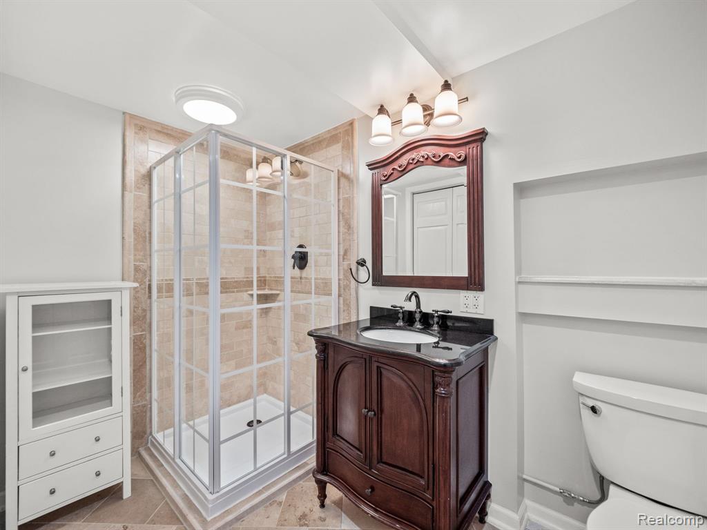 411 WILCOX Street, Rochester, MI 48307 — Photo 24