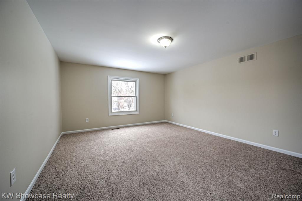 4238 STILL MEADOW Lane, West Bloomfield, MI 48323 — Photo 53