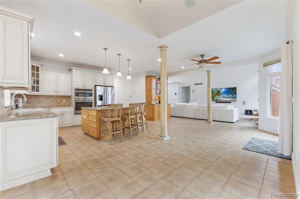 21675 Medallion Court, Macomb, MI 48044 — Photo 16
