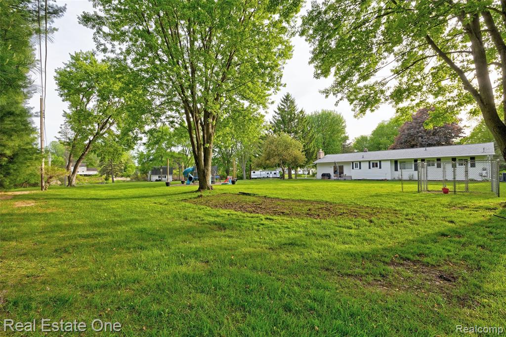 1574 Farnsworth Road, Lapeer, MI 48446 — Photo 37