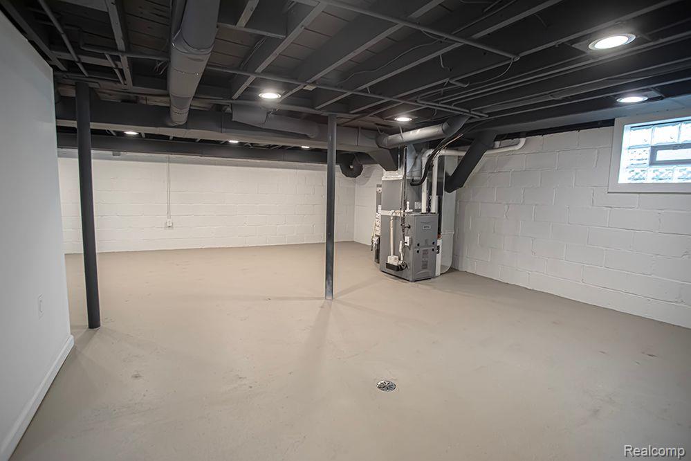 409 BALDWIN Avenue, Royal Oak, MI 48067 — Photo 20