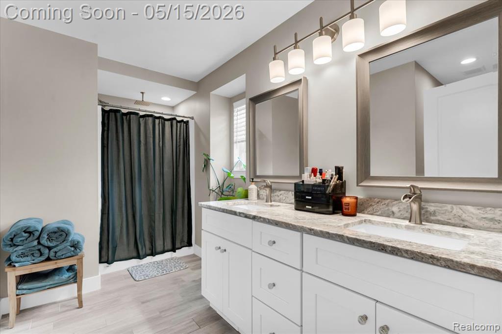 515 S Winding Drive, Waterford, MI 48328 — Photo 19