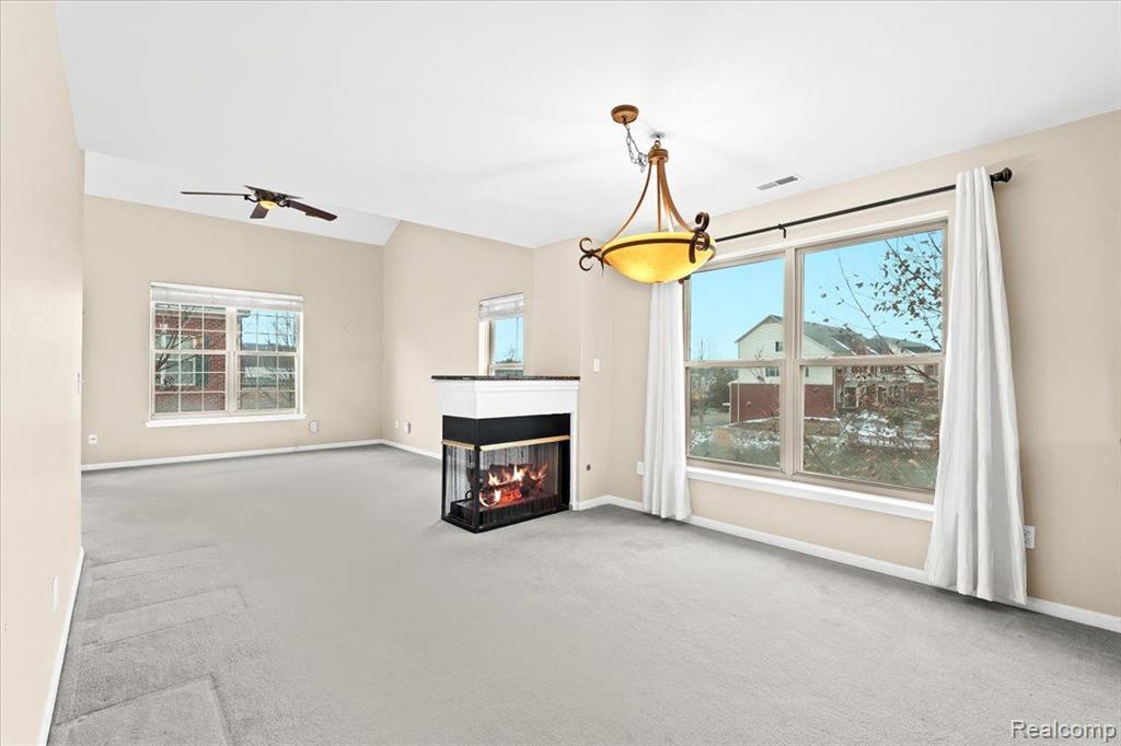 1039 FOUNTAIN VIEW Circle, South Lyon, MI 48178 — Photo 8