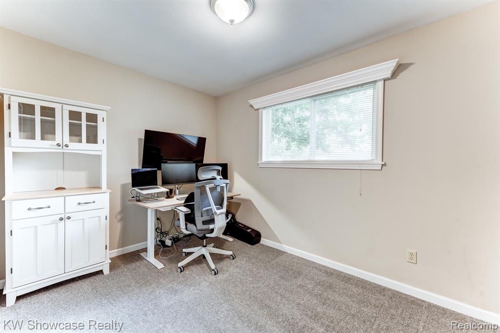 4575 OAKVISTA Avenue, Clarkston, MI — Photo 20