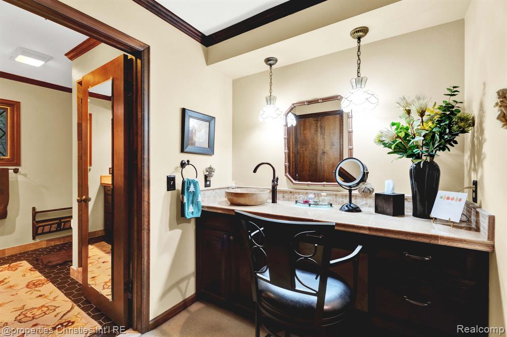 1100 Bretton Lane, Bloomfield Hills, MI 48304 — Photo 33