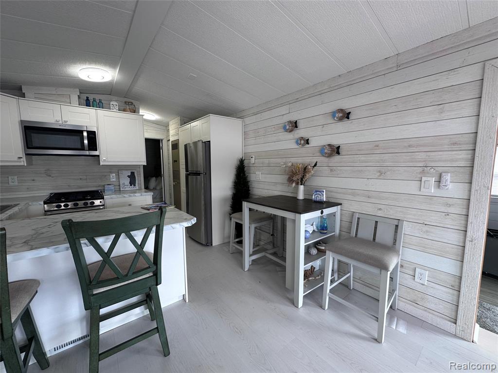2221 Grass Lake Avenue, 30, Lake, MI 48632 — Photo 10