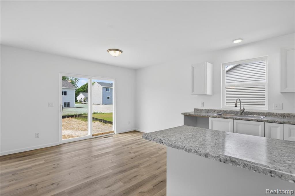 3150 Daisy Way, Burton, MI 48519 — Photo 11