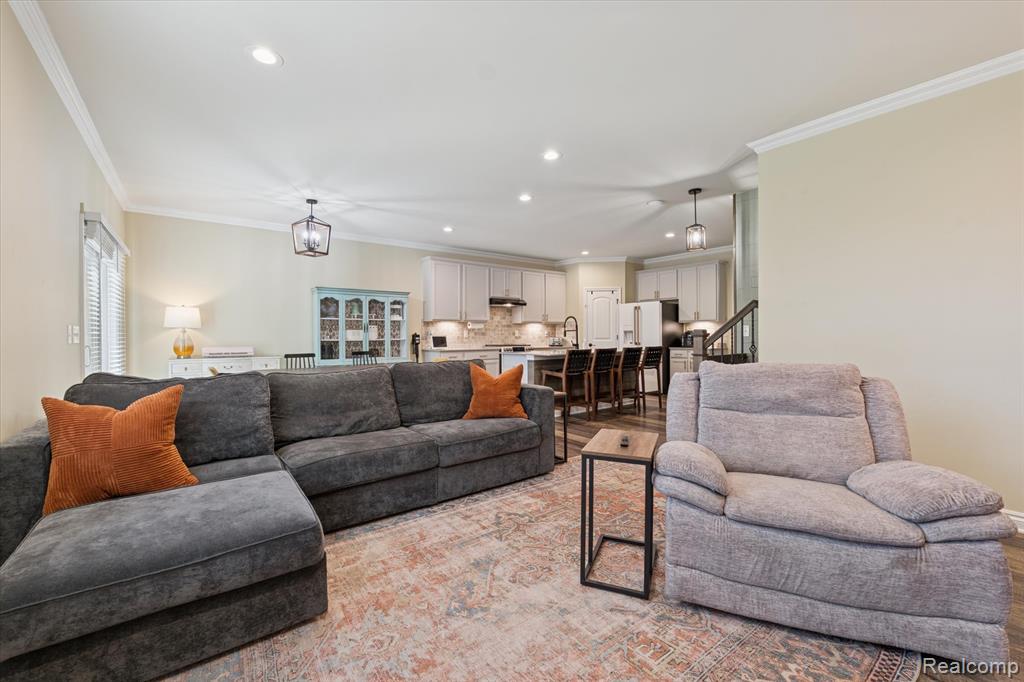 51300 Kirby Drive, New Baltimore, MI 48047 — Photo 9