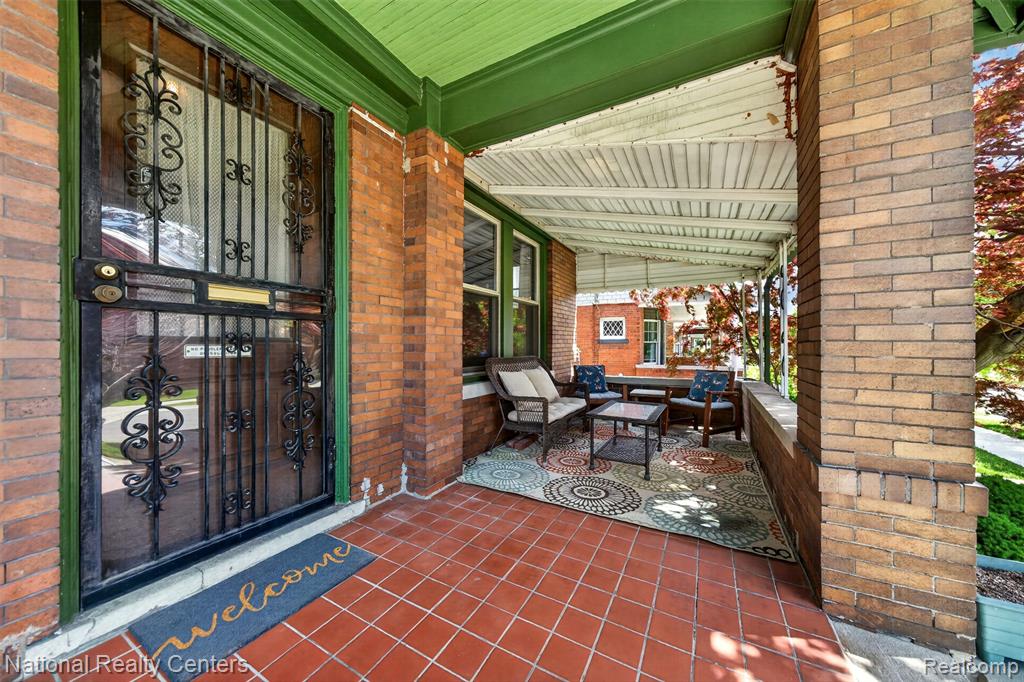 700 Taylor Street, Detroit, MI 48202 — Photo 6