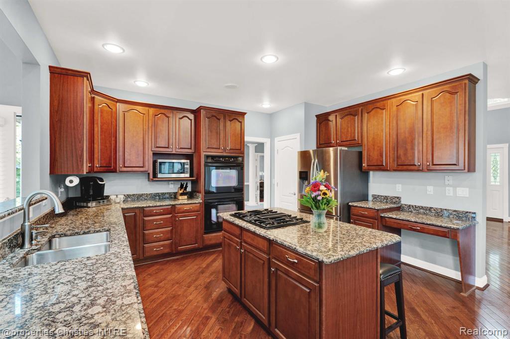 45836 Tournament Drive, Northville, MI 48168 — Photo 14