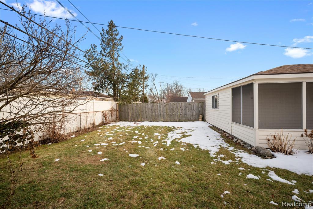 8711 Jackson Street, Taylor, MI 48180 — Photo 21