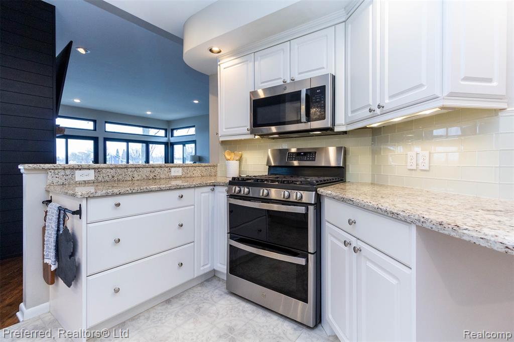 8783 Cooley Beach Drive, White Lake, MI — Photo 24