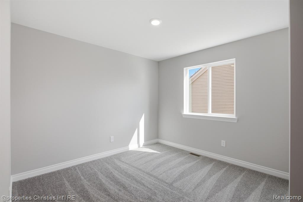 23397 Crescent Ridge Drive, New Boston, MI 48164 — Photo 22