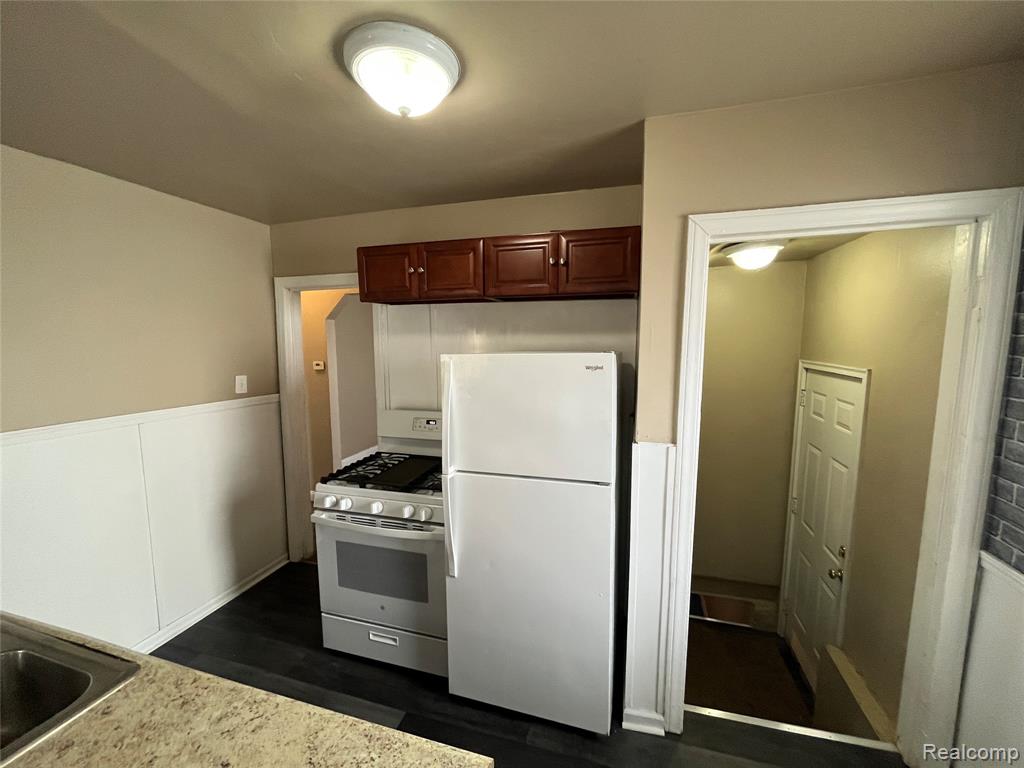 7552 WESTMINSTER Avenue, Warren, MI 48091 — Photo 5