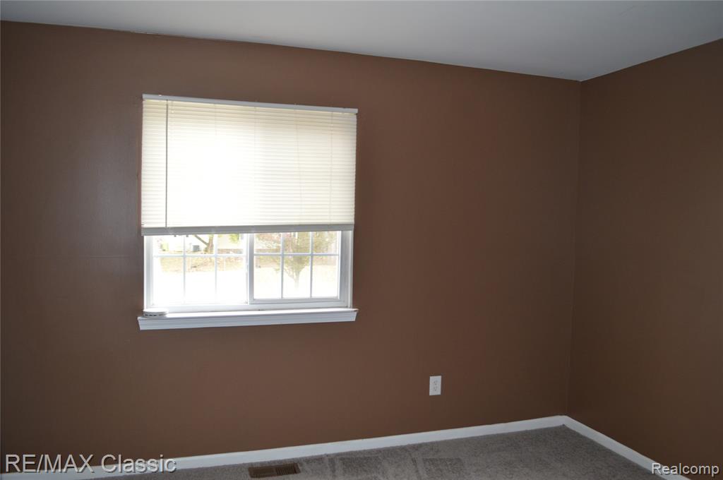 40433 Bluesprings Court, Canton, MI 48188 — Photo 3