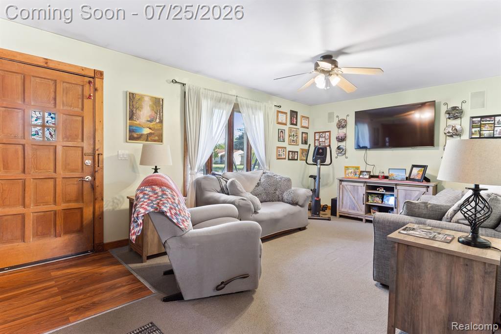 10696 VAN BUREN Lane, Belleville, MI 48111 — Photo 7