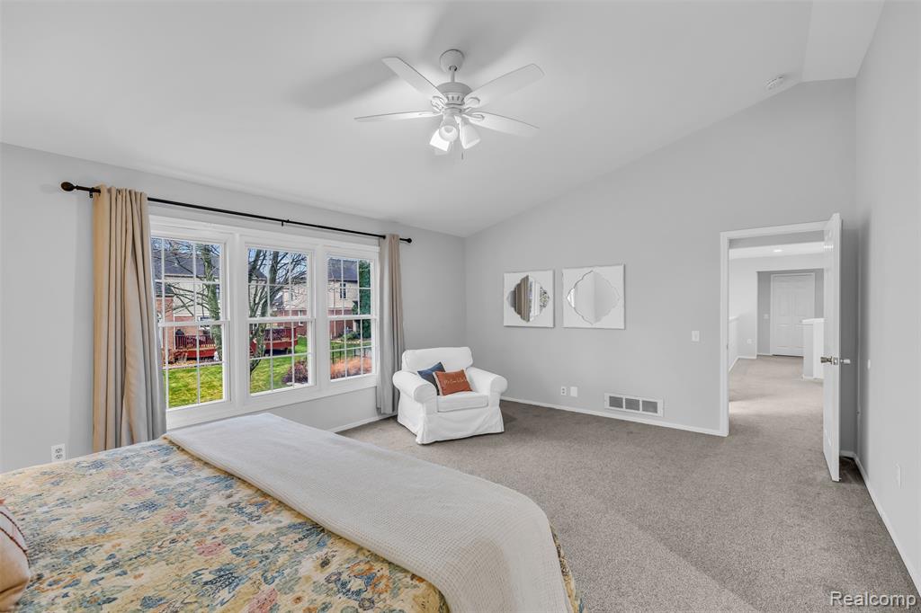 45077 Roundview Drive, Novi, MI — Photo 26