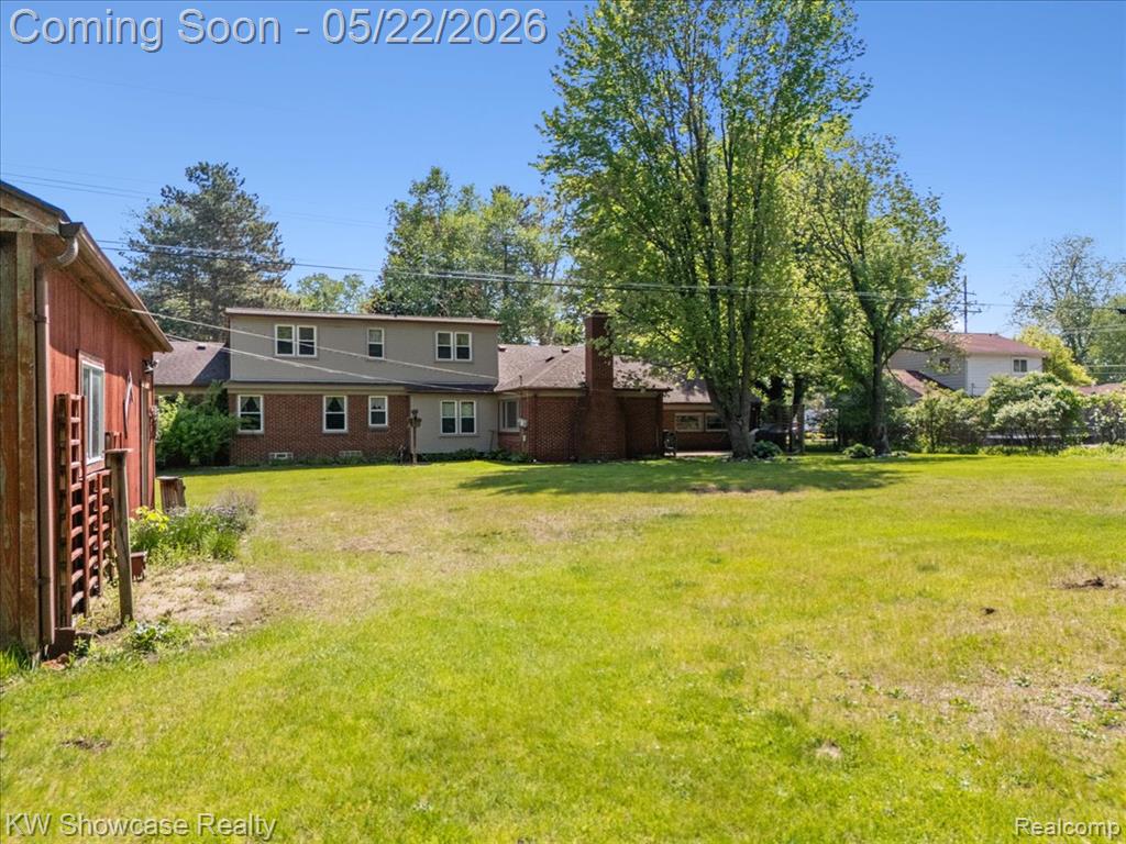 21105 Hugo Street, Farmington, MI 48336 — Photo 29