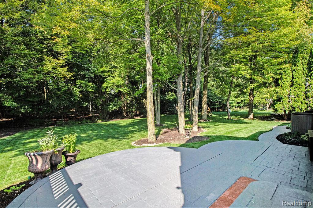 44293 La Domain Drive, Sterling Heights, MI 48314 — Photo 23