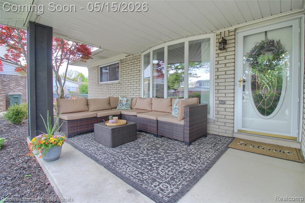 5866 Willow Creek Drive, Canton, MI 48187 — Photo 4