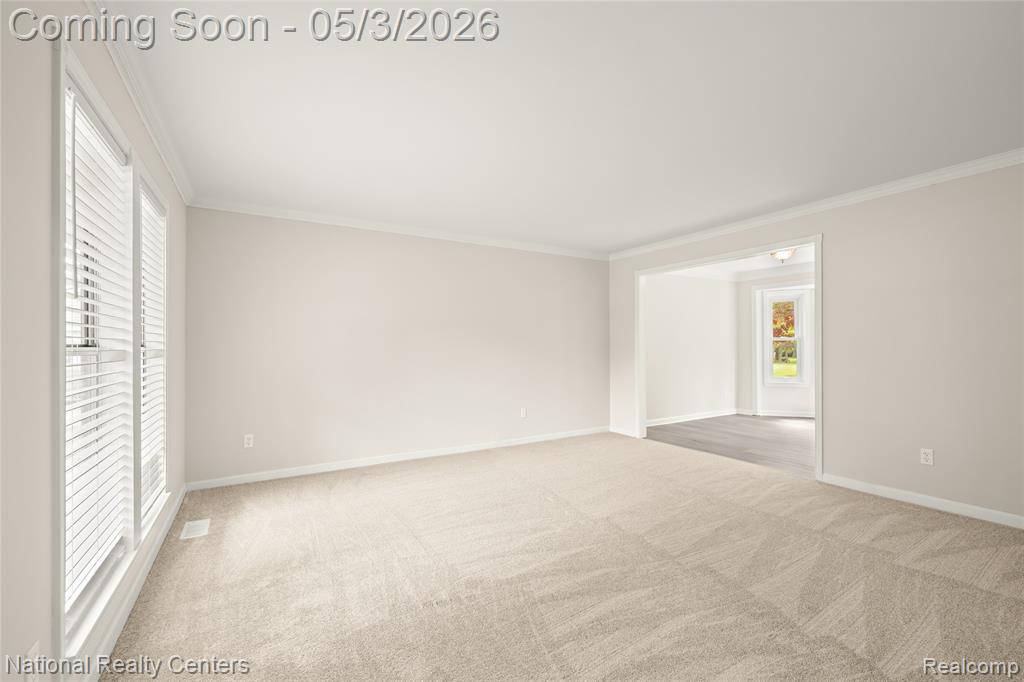 35963 Fair Oaks Court Court, Farmington, MI 48331 — Photo 8