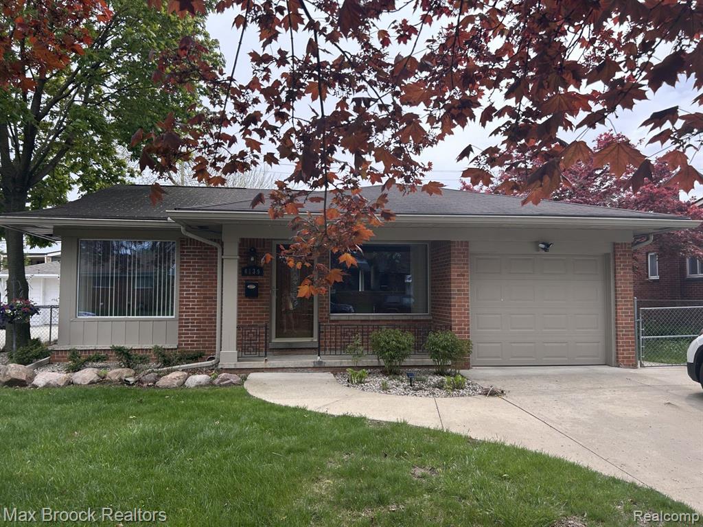 4139 Yorba Linda, Royal Oak, MI 48073 — Photo 2