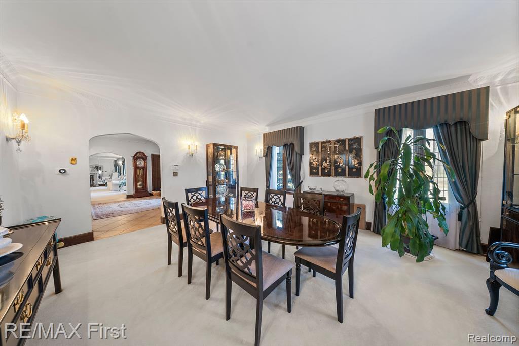 725 W BOSTON Boulevard, Detroit, MI 48202 — Photo 16