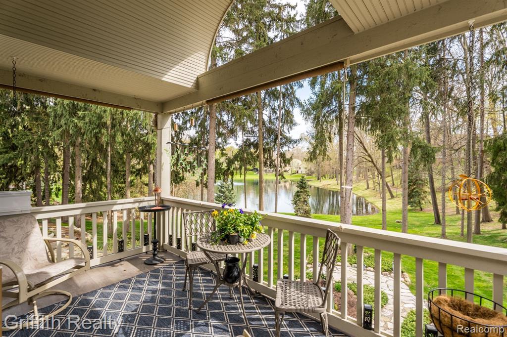 4524 GLEN EAGLES Drive, Brighton, MI 48116 — Photo 6