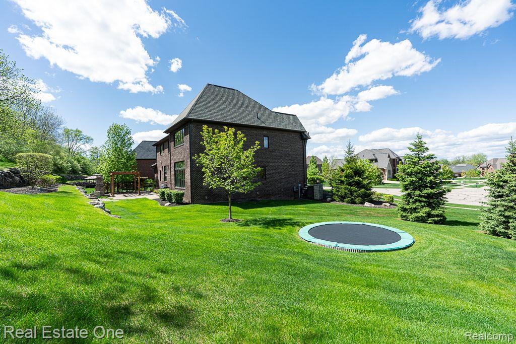 611 Wellington Circle, Rochester Hills, MI 48309 — Photo 5