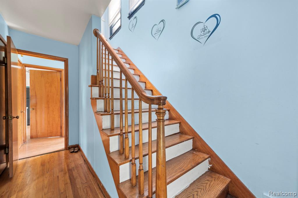 7208 Jackson Avenue, Warren, MI 48091 — Photo 6