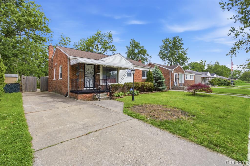 397 Longfellow Street, Inkster, MI 48141 — Photo 2