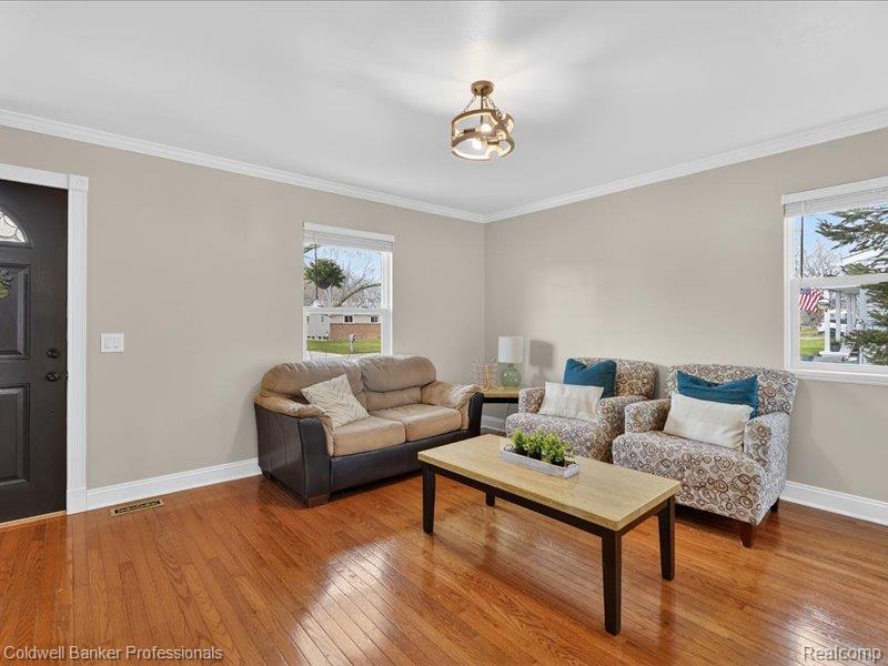 6091 Rocking Chair Road, Grand Blanc, MI 48439 — Photo 7