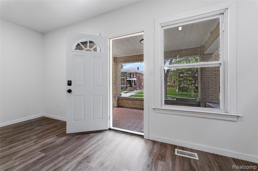 2509 Gladstone Street, Detroit, MI 48206 — Photo 7