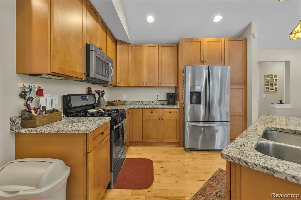 5291 Bella Drive, Highland, MI 48356 — Photo 12