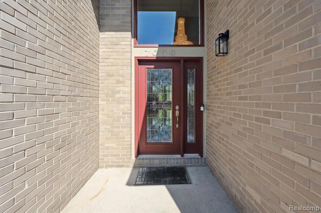 7039 Timberview Trail, West Bloomfield, MI — Photo 7