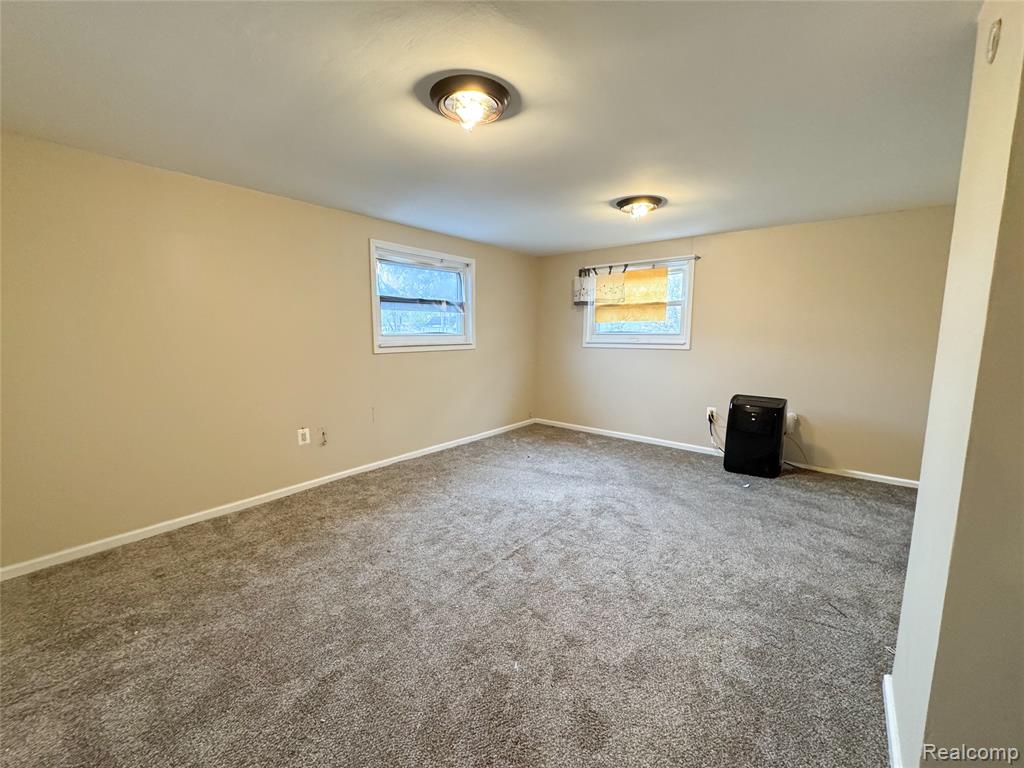 5381 Merrick Street, Dearborn Heights, MI 48125 — Photo 30