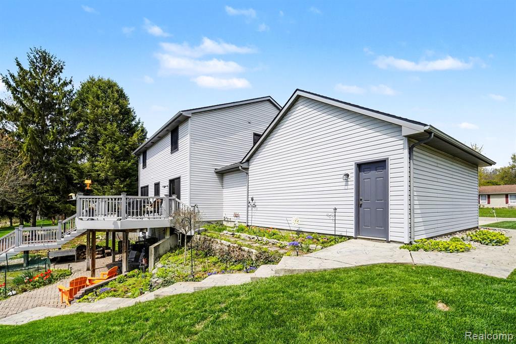 6419 Almond Lane, Clarkston, MI — Photo 40