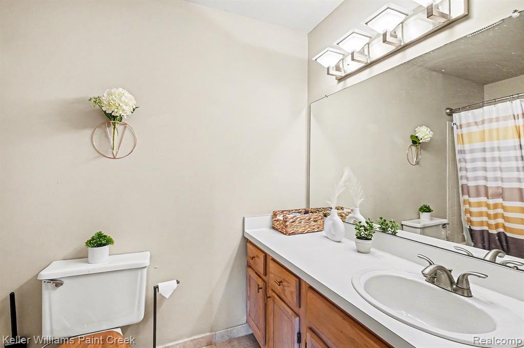 44643 Connecticut Court, Clinton Twp, MI 48038 — Photo 12