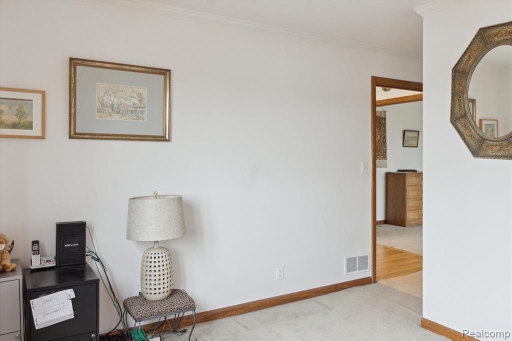 43050 12 Oaks Crescent Drive, 3044, Novi, MI 48377 — Photo 20