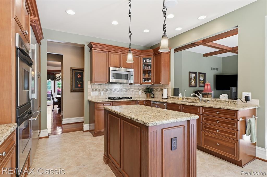 8033 Pine Ridge Court, Northville, MI 48168 — Photo 16